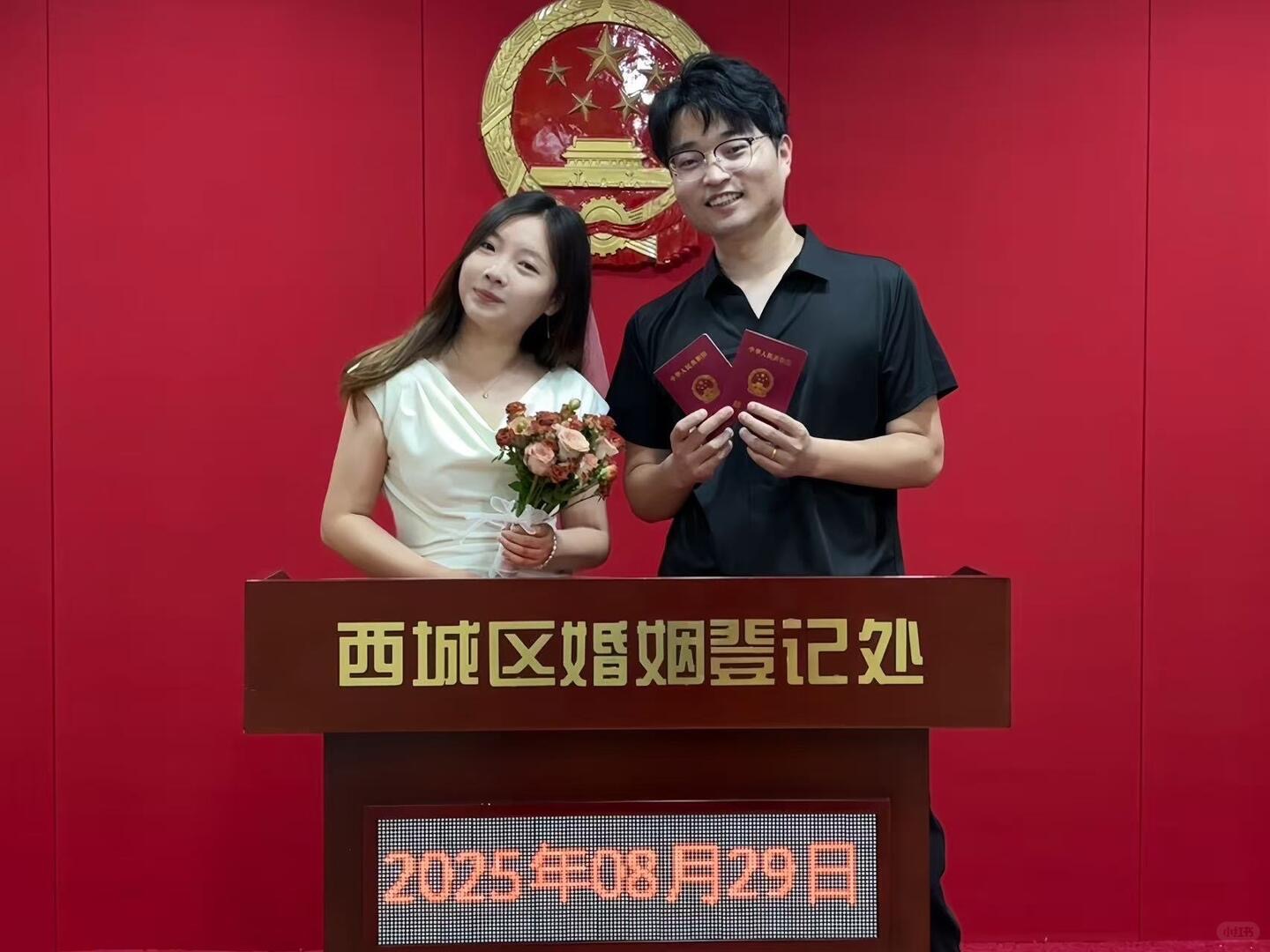 喜欢就是喜欢，我会告诉全世界